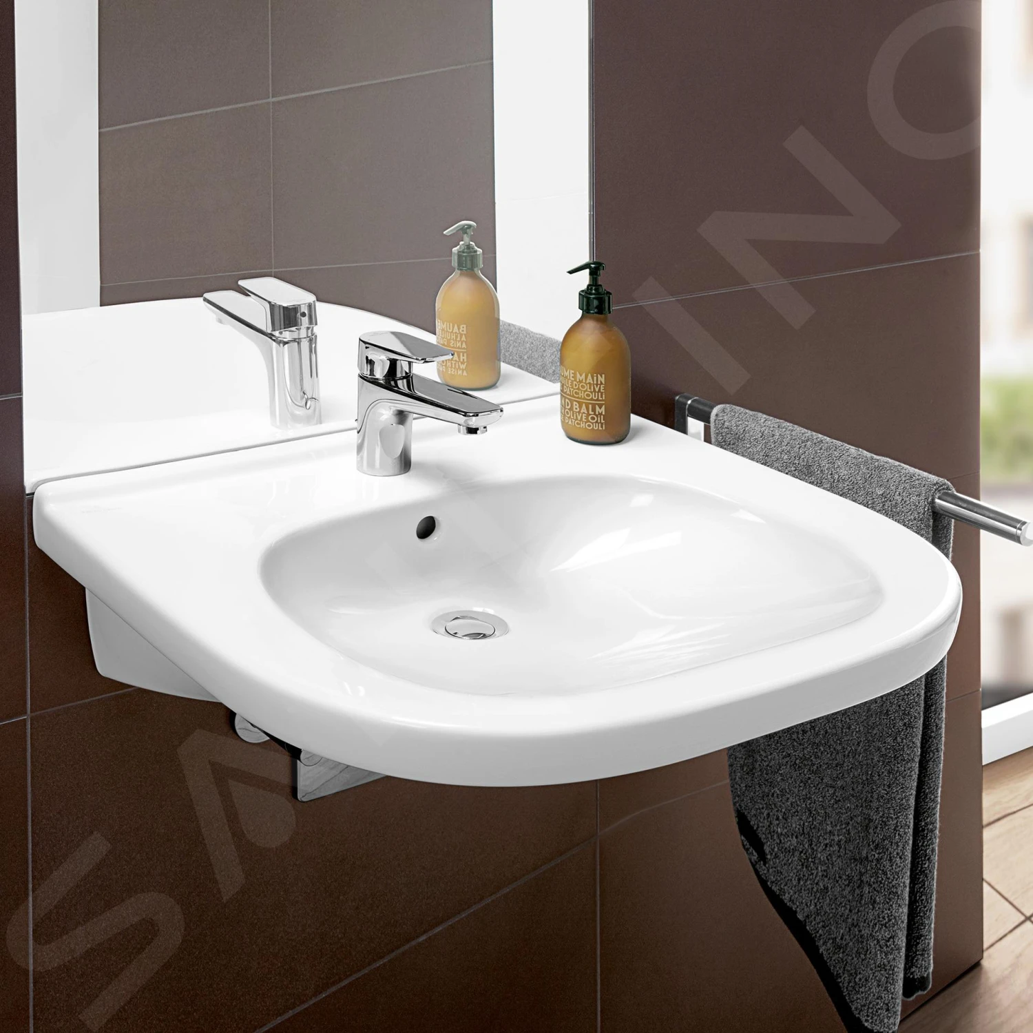 Villeroy & Boch ViCare - Waschbecken Vita 610x550mm, Mit Überlauf, Mit Hahnloch, AntiBac, CeramicPlus, Alpinweiß 411960T2 5 Villeroy & Boch ViCare - Waschbecken Vita 610x550mm, Mit Überlauf, Mit Hahnloch, AntiBac, CeramicPlus, Alpinweiß 411960T2 – Bild 3